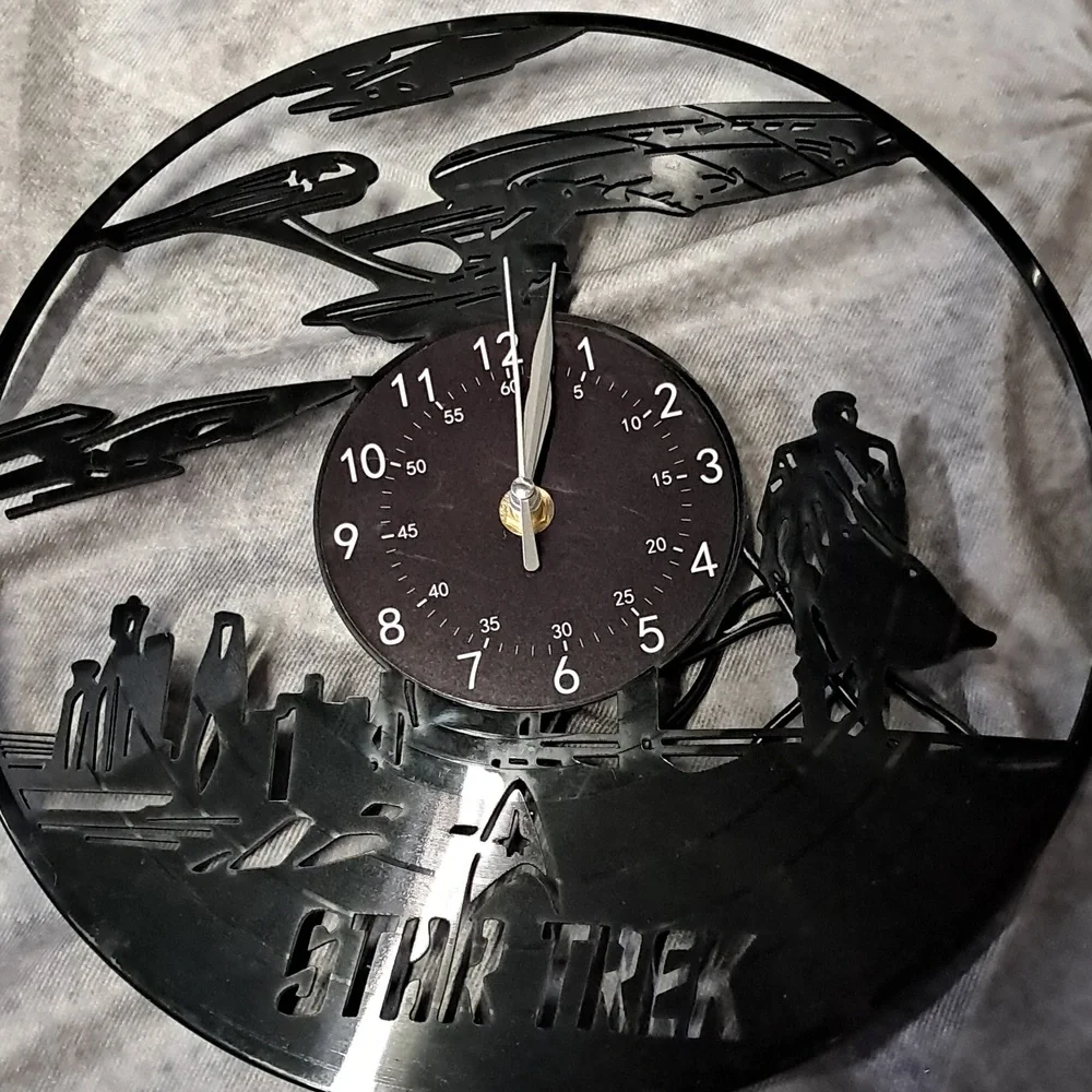 NWT Black Star Wars Vinyl Record Clock With Remote